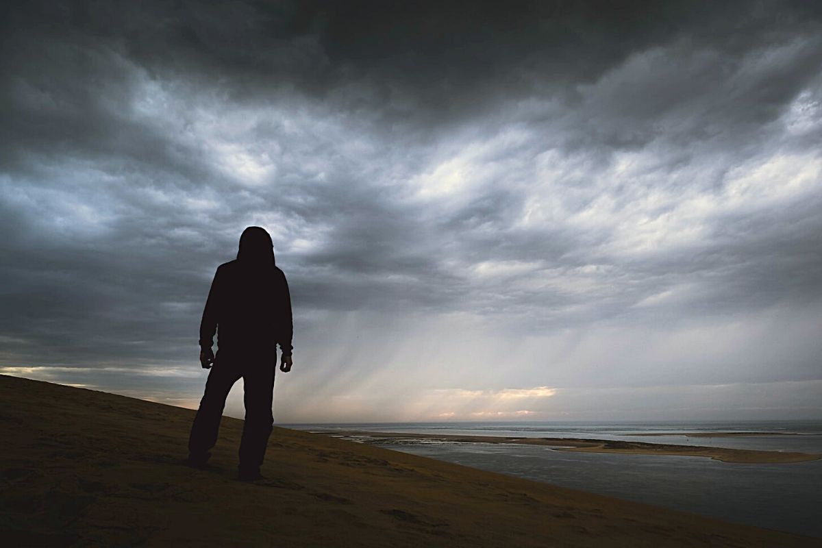 A Close Encounter with Corona: Embracing Vulnerability 1 2022 website 1200x800 2