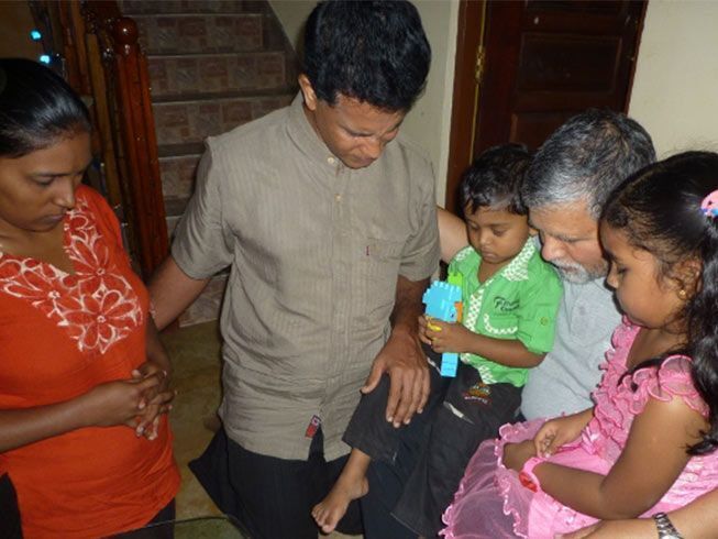 Sri Lankan pastor forced to halt ministry after threats from police and Buddhist monks 1 b503ac6