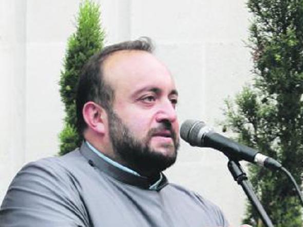 Руководитель армянской церкви Ховаким Манукян