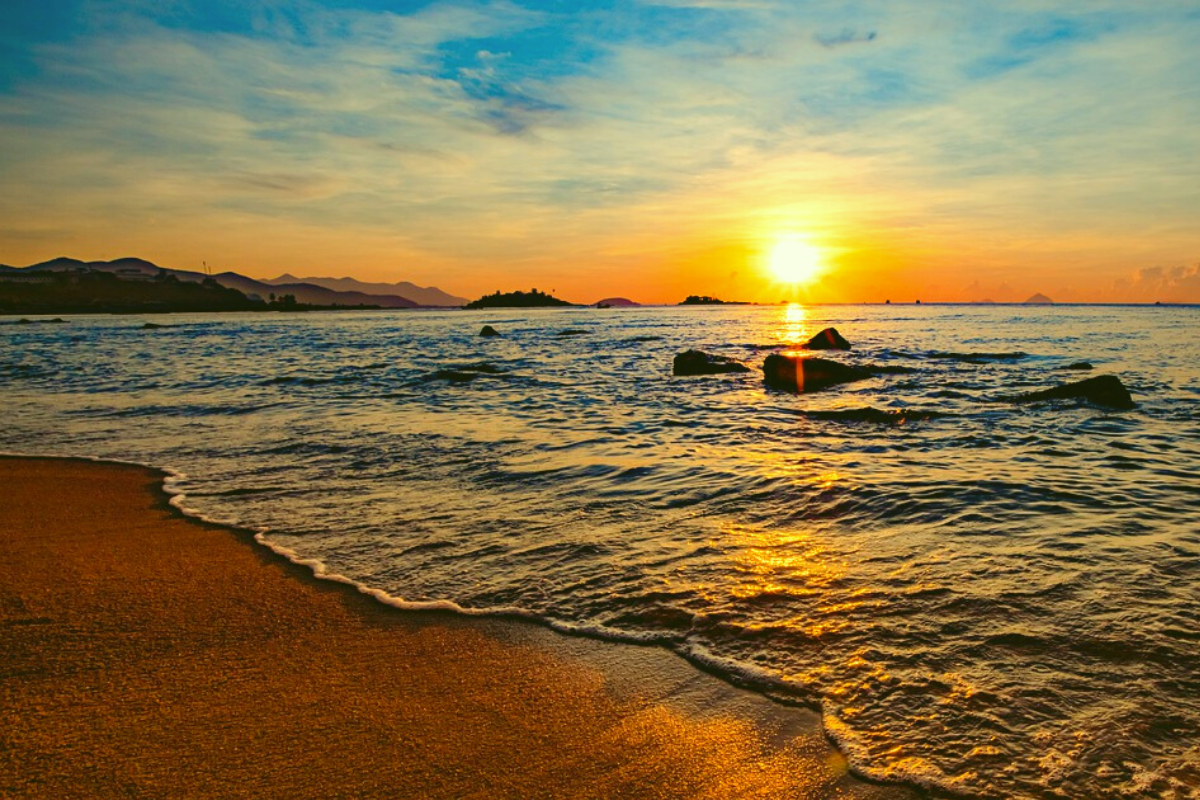 Sunrise 1 sunrise devotional barnabas today