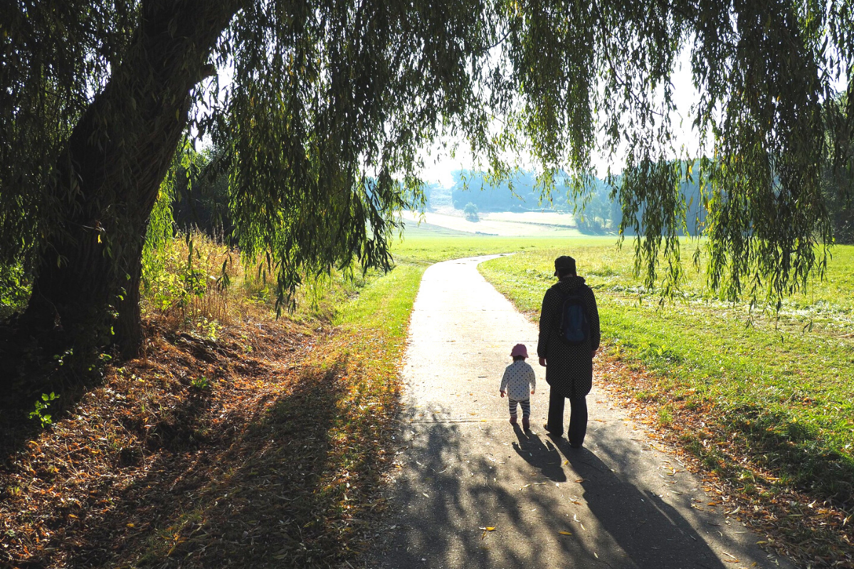 Walk in the Light 1 dec 23 barnabas today devotionals walk in the light photo by kallekarl on flickr