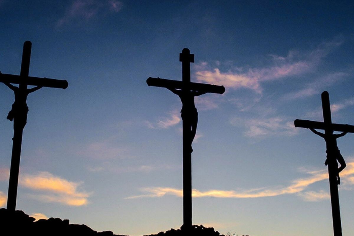 Jesus Intercedes 1 2022 website 1200x800 85