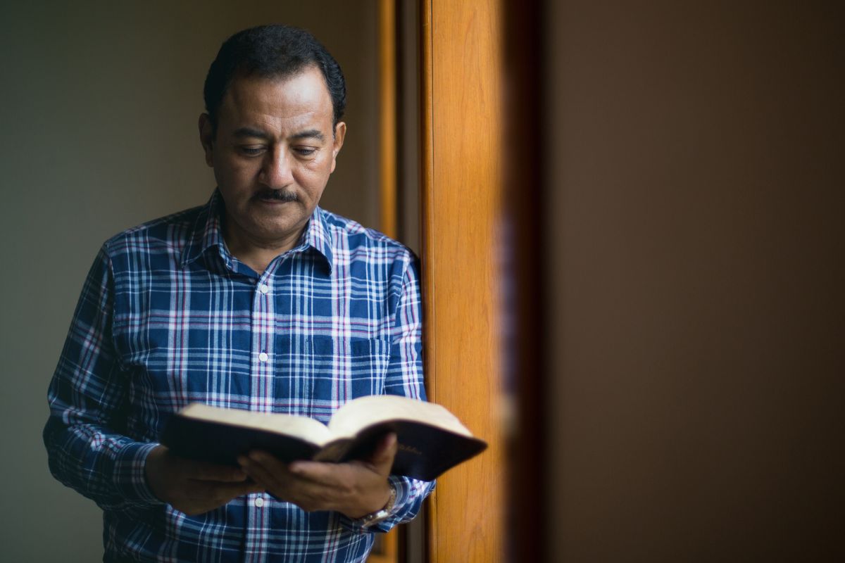 Genesis: 5 Reasons Why Pastors Need To Read This Amazing Book 1 Why must Pastors read the Book of Genesis?